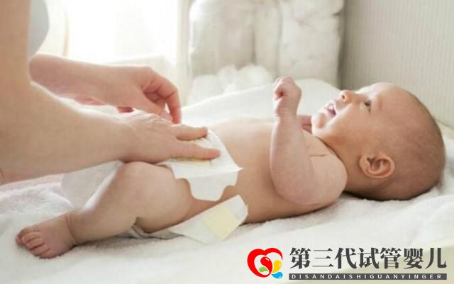 7個(gè)月的寶寶不會(huì)翻身,不會(huì)伸手抓東西,正常嗎?來聽專家怎么說(圖2) 7個(gè)月的寶寶不會(huì)翻身,不會(huì)伸手抓東西,正常嗎?來聽專家怎么說(圖2)