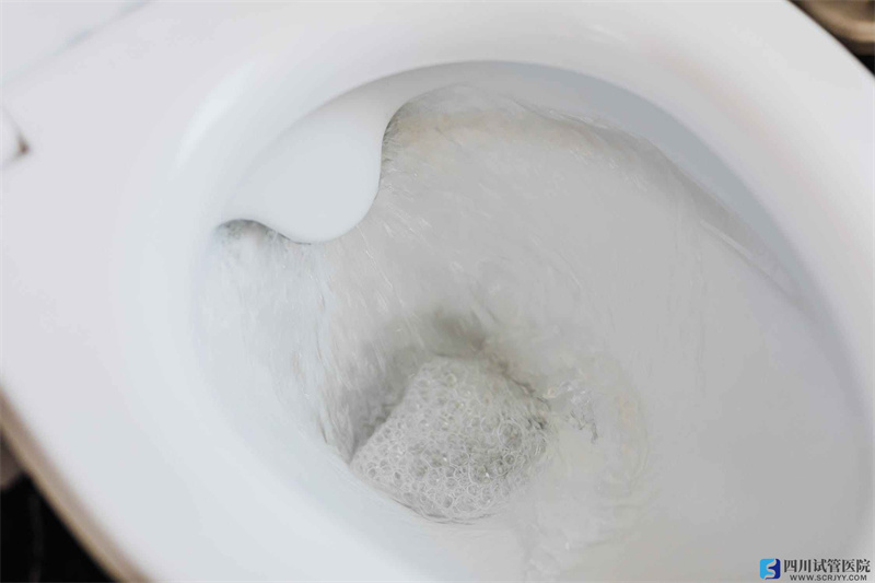 試管嬰兒移植后，便秘會(huì)影響著床嗎？(圖1)